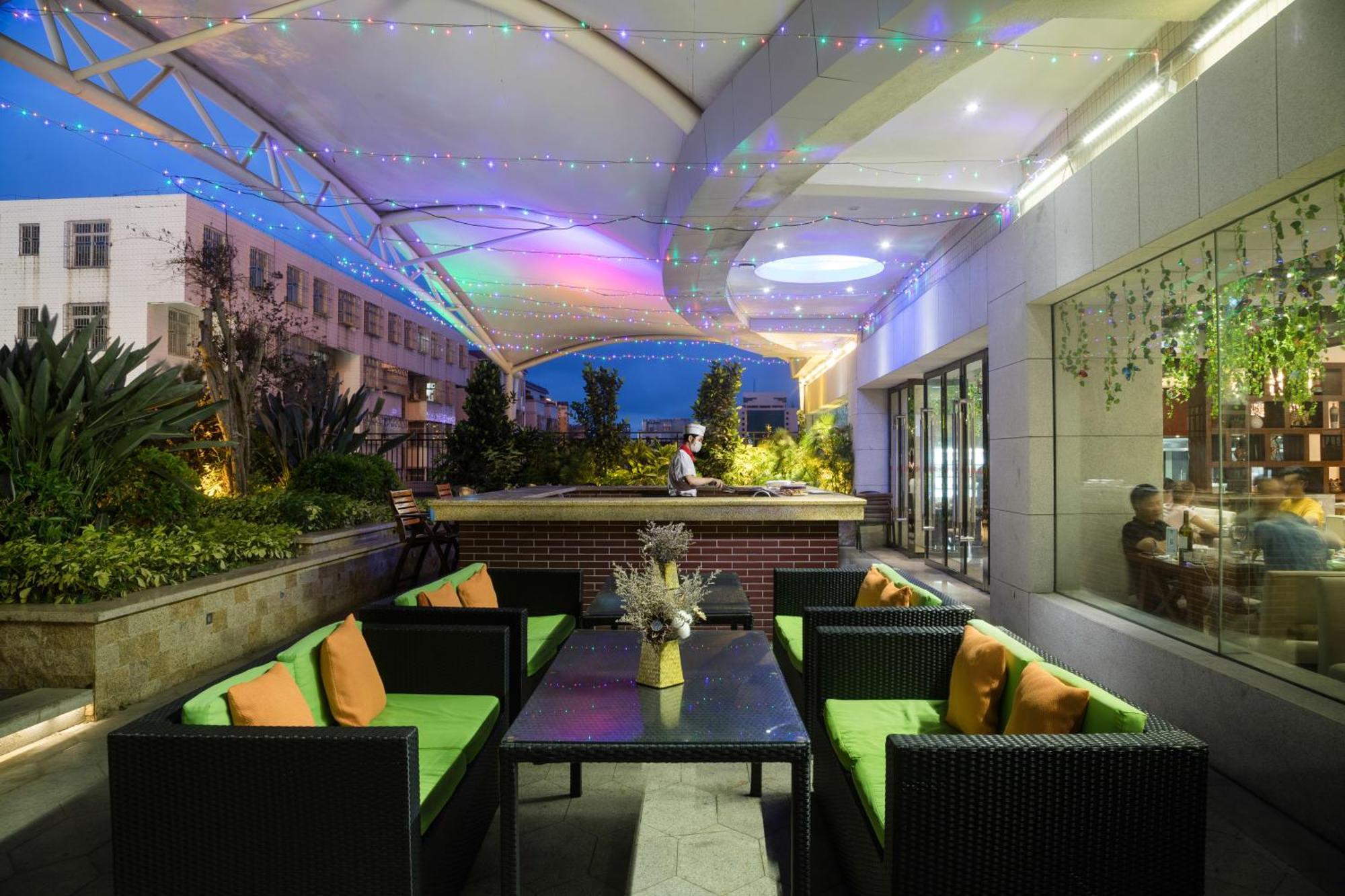 Maoming International Hotel Zewnętrze zdjęcie